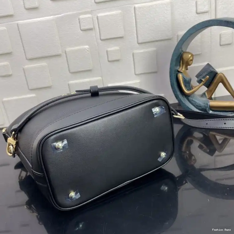 Fashion Reps LV 2107YA0097 Bags 0523